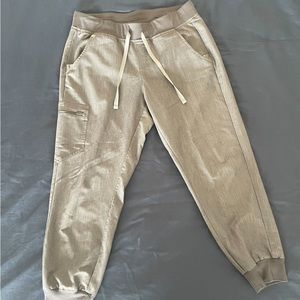 Size M Figs Zamora 2.0 Scrub Jogger Pants Medium Tall Length